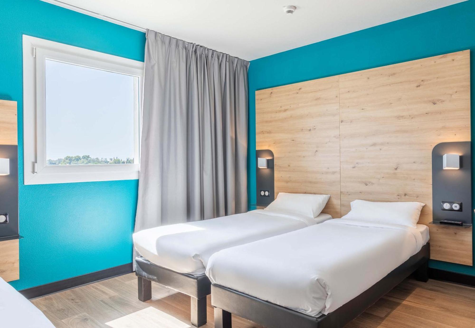 B&B Hotel Saint-Martin-De-Crau Alpilles Camargue Exterior photo